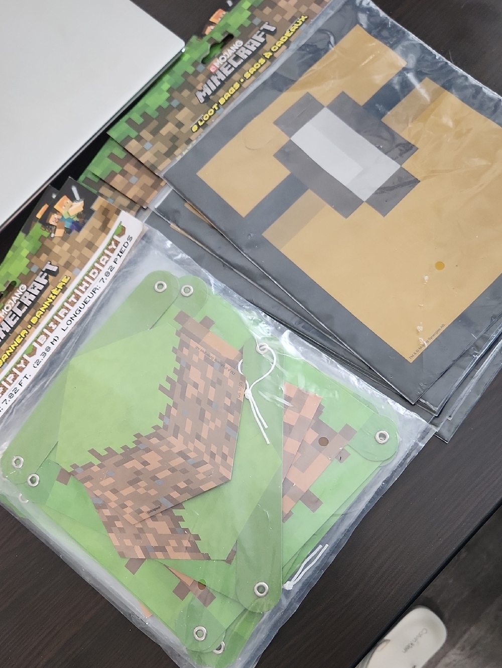 Minecraft Birthday Banner + 24 Loot Bags